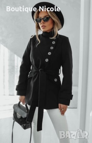 Елегантно палто с копчета в черно 