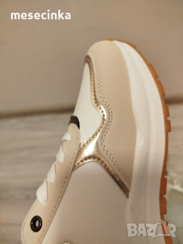 Дамски маратонки бели, снимка 5 - Маратонки - 53197826
