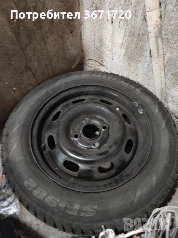Зимни гуми с джанти 4х100, снимка 5 - Гуми и джанти - 41610912