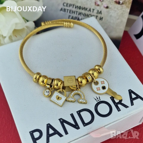 луксозна гривна ван Клийф от медицинска стомана с 18 карата златно покритие