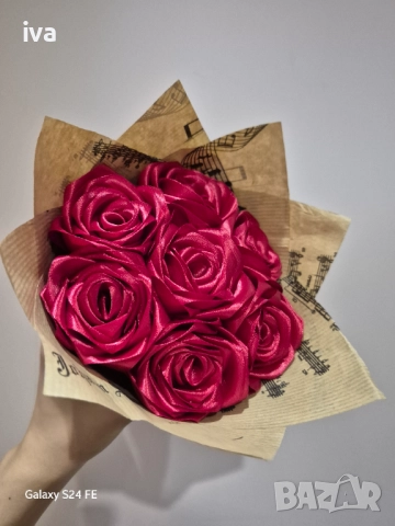 Букет от сатенени рози, снимка 6 - Изкуствени цветя - 52031218