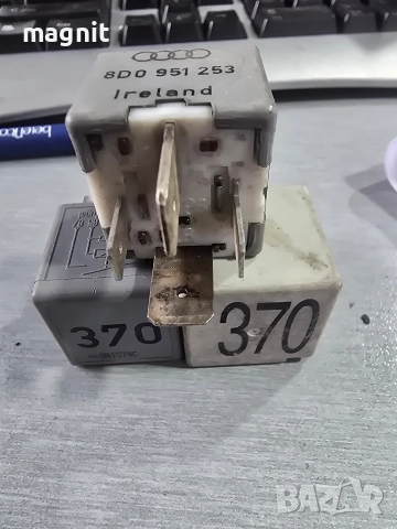 Реле VW Audi 370 8D0951253