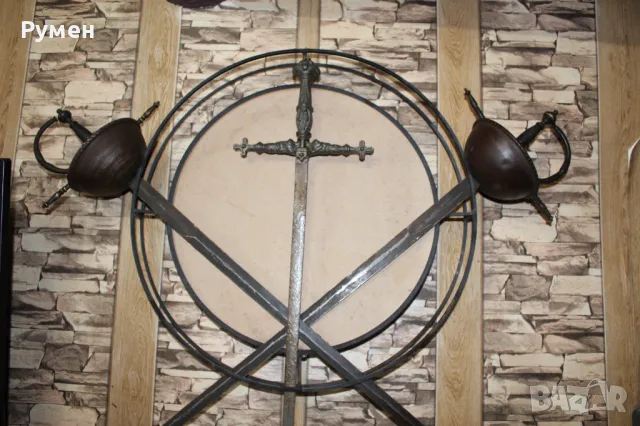 Рапира и две шпаги