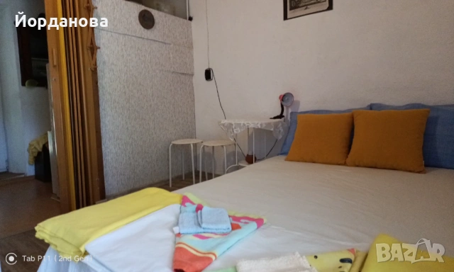 Къща с двор в село Граничар, до Дуранкулак., снимка 4 - Къщи - 53052946