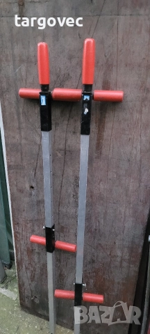 два броя дълги стеги за слепване на плоскости