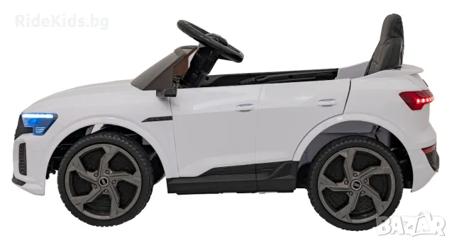 Audi SQ8 12V – Детски акумулаторен джип, Бял, EVA гуми, снимка 4 - Детски велосипеди, триколки и коли - 50418541