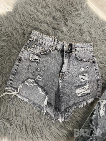 Дамски къси панталони