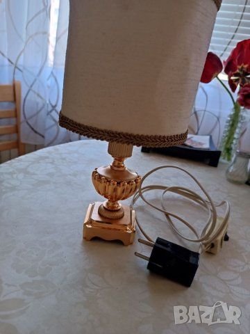 Стара медна нощна лампа, снимка 2 - Антикварни и старинни предмети - 40445796