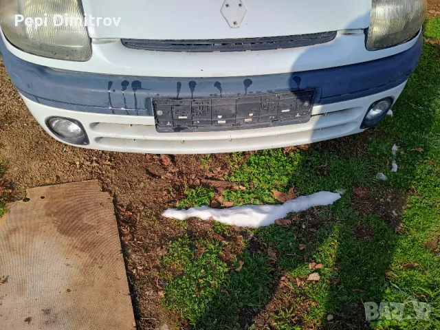 Предна броня Renault Clio II Hatchback (09.1998 - 09.2005), снимка 3 - Части - 49820179