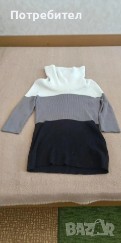 Нов вълнен пуловер S-М, снимка 2 - Блузи с дълъг ръкав и пуловери - 51852247