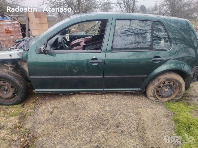 Голф 4 Golf 1.4 i, снимка 3 - Автомобили и джипове - 53498936