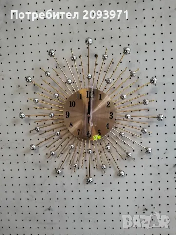 Метален стенен часовник с камъчета, снимка 1
