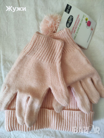 Нов комплект шапка и ръкавички за момиче, снимка 3 - Шапки, шалове и ръкавици - 36244583
