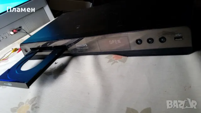 DVD Philips BDP5180 Blu-Ray Disc, снимка 2 - Плейъри, домашно кино, прожектори - 49895088