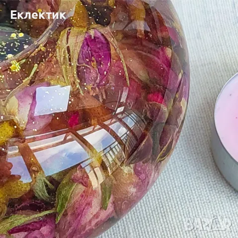 Свещник със сухи розови пъпки, снимка 13 - Вази - 50041110