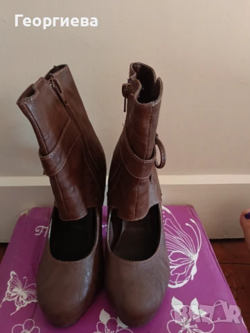 Обувки, снимка 4 - Дамски ежедневни обувки - 51257272