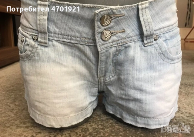 Светли дамски къси панталони, снимка 2 - Къси панталони и бермуди - 53216268