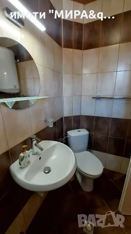 Тристаен апартамент в кв. „Любен Каравелов“ – 86 кв.м, снимка 12 - Апартаменти - 56258411