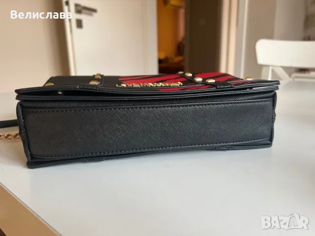 Нова чанта Love Moschino, снимка 2 - Чанти - 49299631