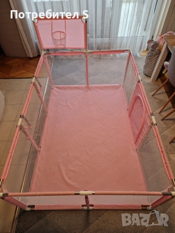 Голяма детска кошара за игра с баскетболен кош (130х190 см)