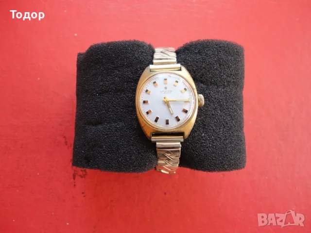 Дамски позлатен часовник Junghans 17 Jewels Germany
