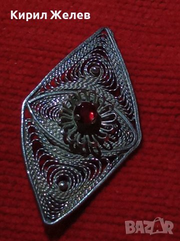 19 Век ФИЛИГРАННА СРЕБЪРНА РЕТРО БРОШКА МНОГО ВИСОКА ПРОБА СРЕБРО с ЕСТЕСТВЕН ФАСЕТИРАН ГРАНАТ 32435, снимка 6 - Антикварни и старинни предмети - 38352010