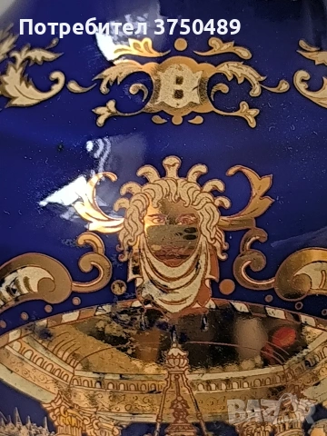 Порцеланова ваза с кобалтово -синя глазура и богата златна декорация., снимка 5 - Антикварни и старинни предмети - 53763656