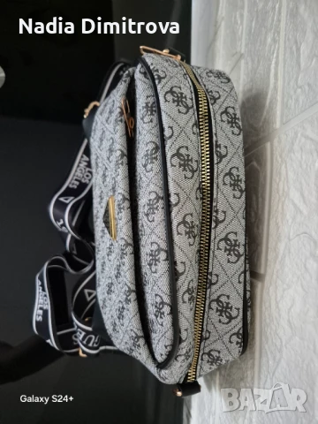 Дамска чанта GUESS  , снимка 4 - Чанти - 50720726