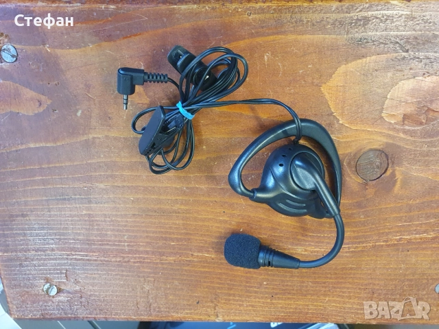 Слушалка с микрофон. Жак 2,5мм. В отлично техническо и визуално състояние., снимка 2 - Слушалки и портативни колонки - 51971357