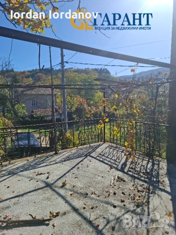 Продава се парцел с къща в с. Горна Диканя , снимка 7 - Къщи - 52317004