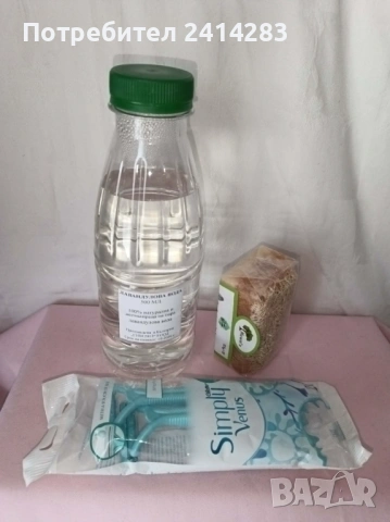 ПРОМО ПАКЕТ 852 - дамски самобръсначки Gillette,лав.вода и сапун с магарешко мляко