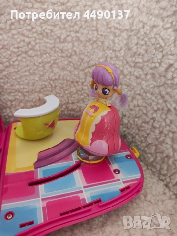 Кукленска къща с допълнително 4 кукли като чанти, снимка 12 - Други - 53847947