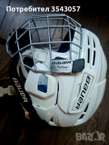 Каска  и кънки за хокей на лед , снимка 3 - Ролери, кънки - 51595230