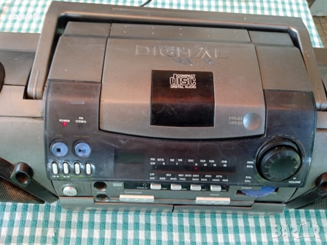 Касетофон/Радио/CD, снимка 9 - Радиокасетофони, транзистори - 41569787