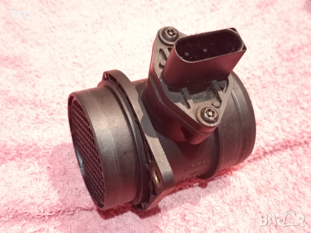 Дебитомер BOSCH за VW Audi Seat Skoda - 1.6 2.0, снимка 3 - Части - 52929854