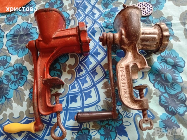 Ръчни месомелачки