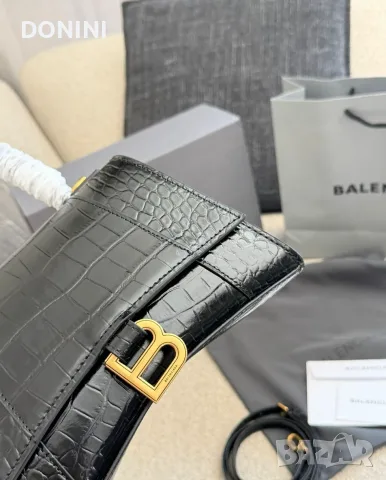 Balenciaga Дамска чанта, кожа, снимка 6 - Чанти - 56030879