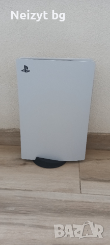 Playstation 5 с 2 джойстика и 3 игри. В гаранция., снимка 1 - PlayStation конзоли - 44791998