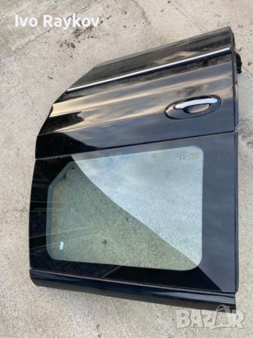 Плъзгаща врата. лява за Kia Carnival , снимка 2 - Части - 44448462