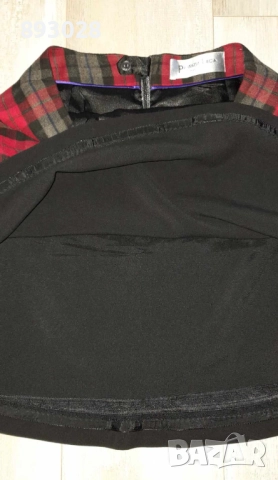 Дамска пола PATRIZIA LUCA , снимка 4 - Поли - 52106104