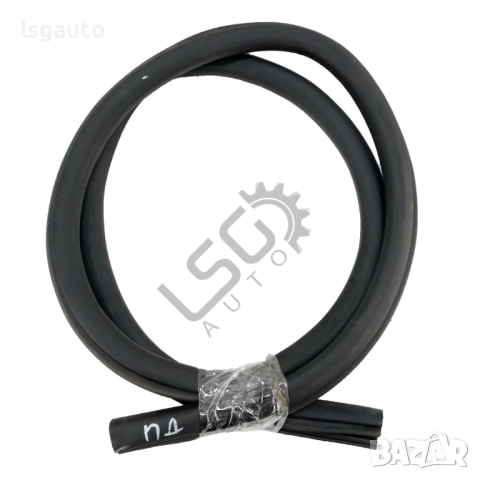 Уплътнение предна дясна врата Volkswagen Scirocco III 2008-2017 ID: 153911