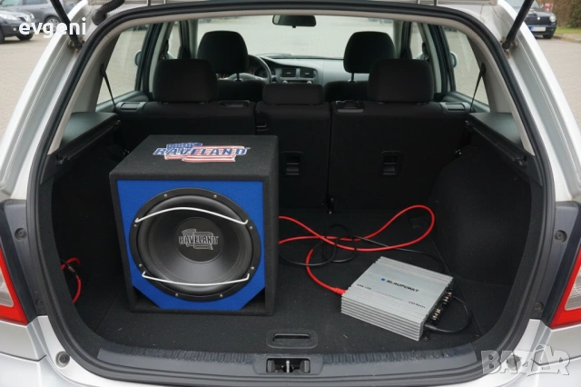 Продавам мощен комплект за музика за кола: Subwoofer Raveland 12 ка + Усилвател  
