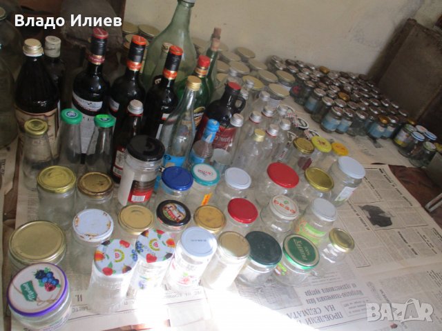 Бутилки с винтови и пластмасови капачки и с тапи разнообразни в отлично състояние, снимка 12 - Буркани, бутилки и капачки - 34413748