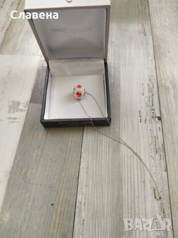 Дамско колие с висулка