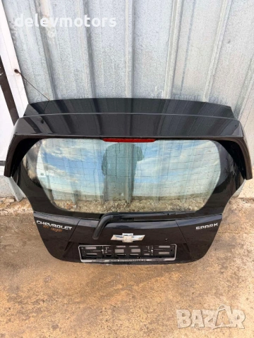 Оборудвана пета врата, багажник, задна врата от Chevrolet Spark (M300) 1.0i, 68 ph., engine LMT, 5 s