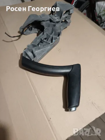 Ръчна спирачка за Ауди А3 8Р , снимка 3 - Автомобили и джипове - 48851357