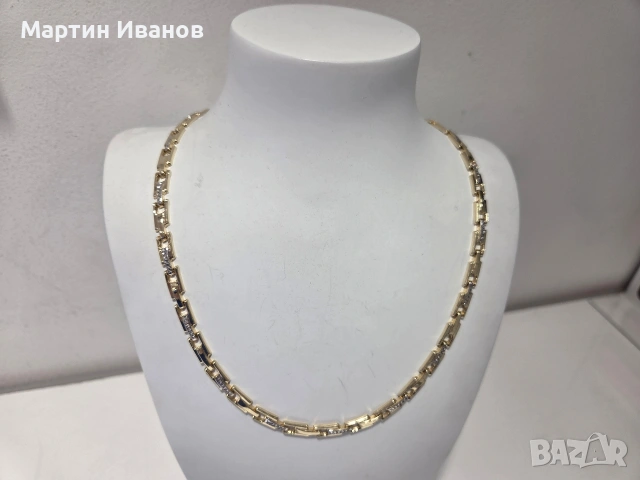 Златно колие преса