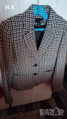 Черно-бяло сако