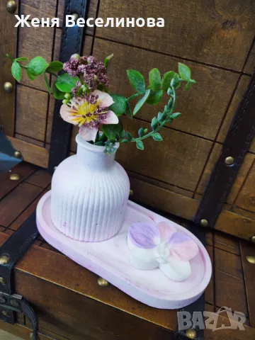 Комплект ваза с цветя и ароматна свещ, снимка 2 - Ръчно изработени сувенири - 47374160