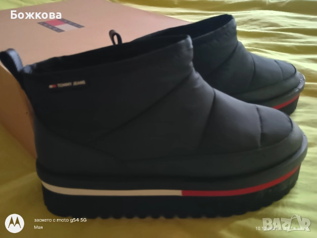 Апрезки Tommy Hilfiger 41 номер , снимка 2 - Мъжки боти - 52723769